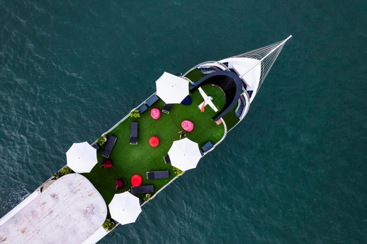 Hotel Cat Ba Ocean Cruise Ha Long Esterno foto