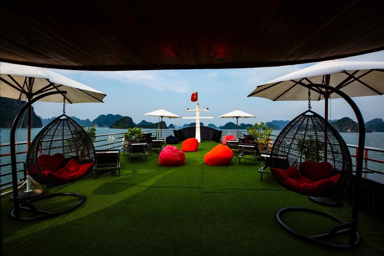 Hotel Cat Ba Ocean Cruise Ha Long Esterno foto