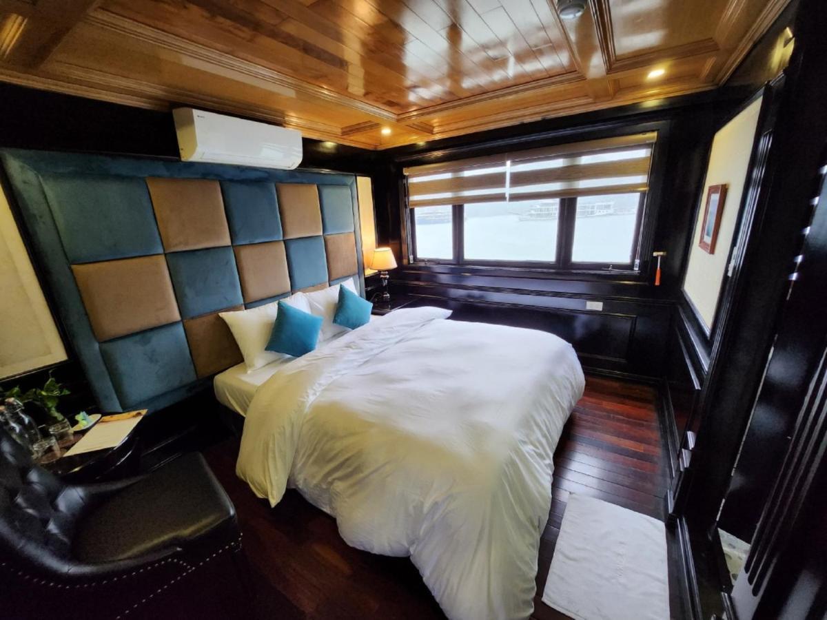 Hotel Cat Ba Ocean Cruise Ha Long Esterno foto