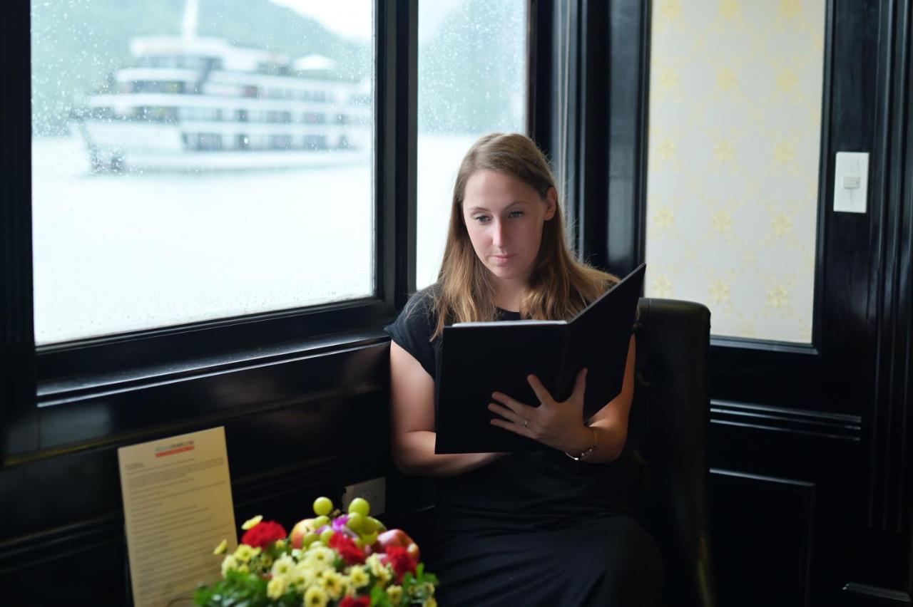 Hotel Cat Ba Ocean Cruise Ha Long Esterno foto