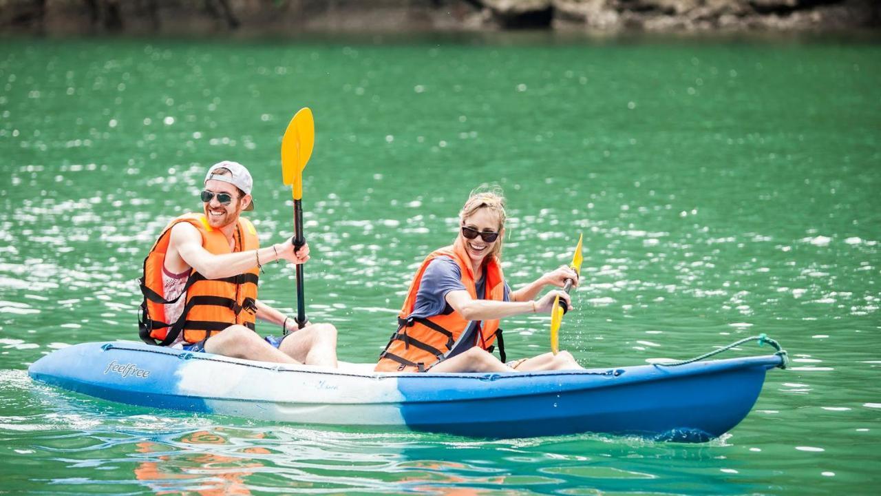 Hotel Cat Ba Ocean Cruise Ha Long Esterno foto